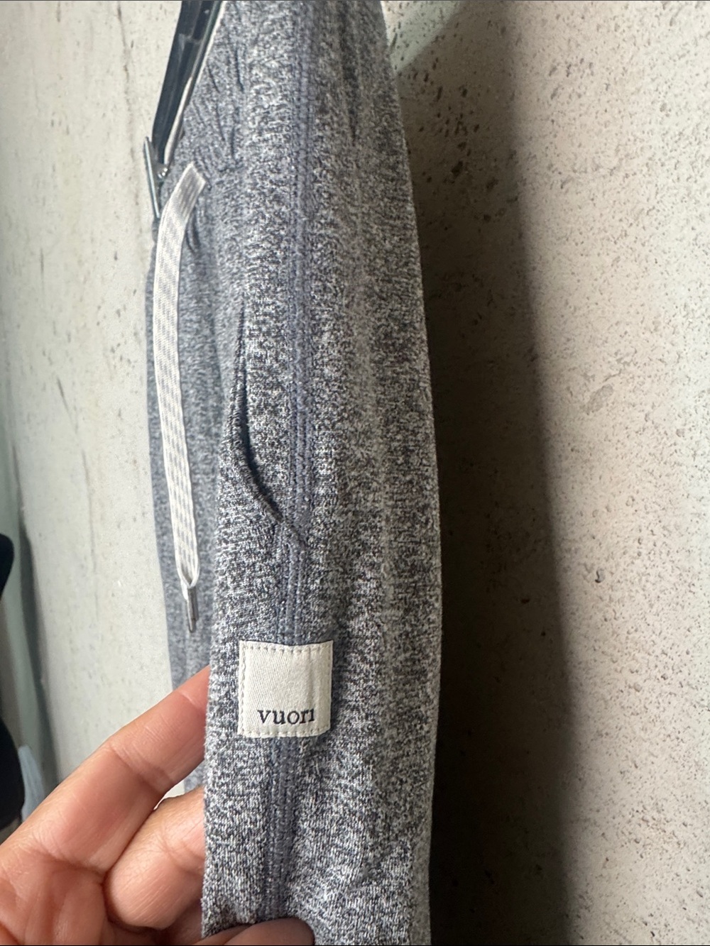 Vuori Performance Jogger DreamKnit Heather woman Gray Small Regular - Picture 3 of 5